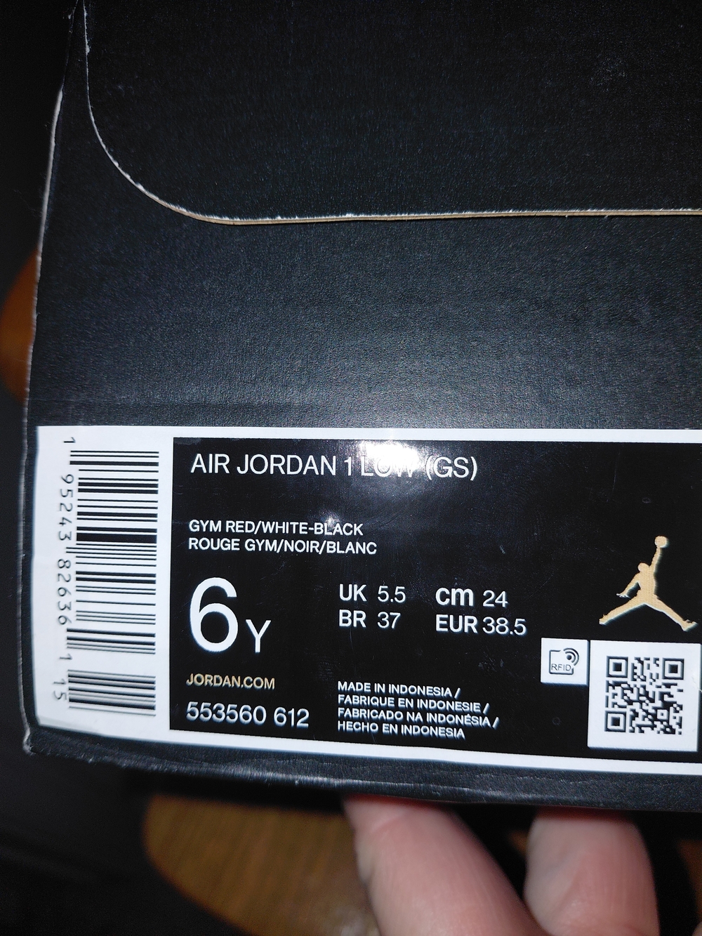 Brand NEW (Kids Or Women) Air Jordan 1'S Low Top Sneakers in Black & Red - Picture 5 of 6